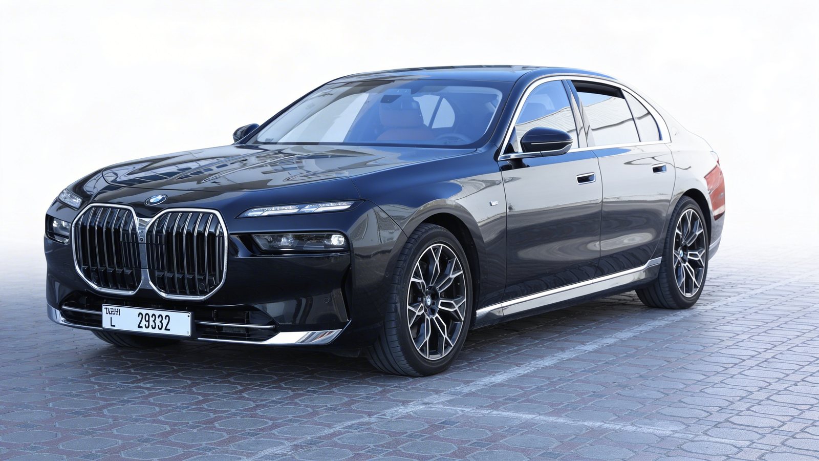 BMW 735i luxury sedan with chauffeur in Dubai